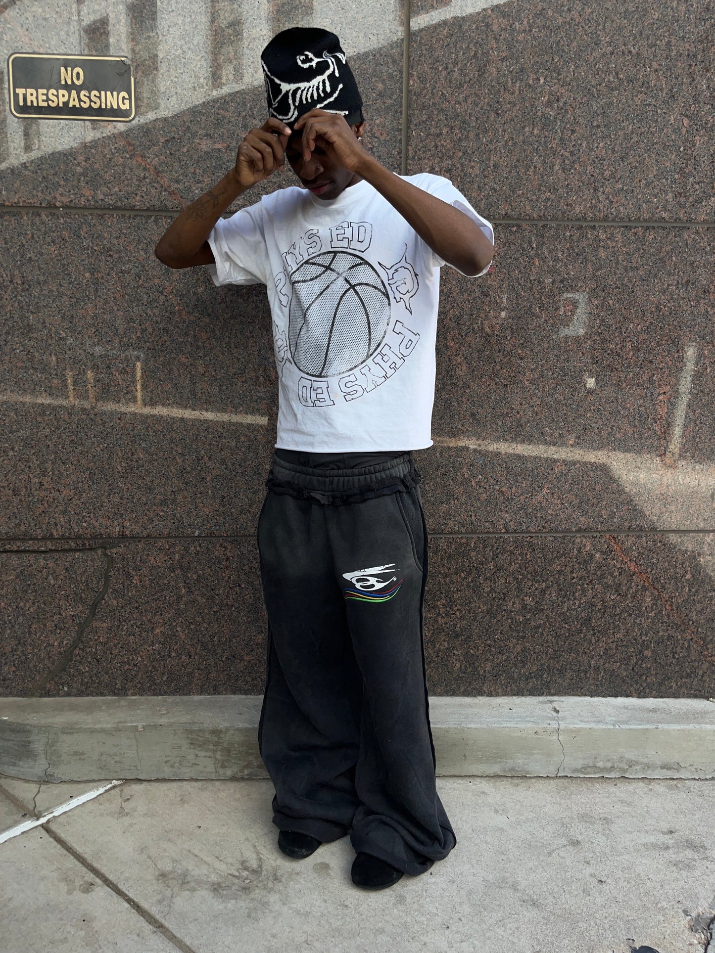 'Essential' Sweatpants (Black)